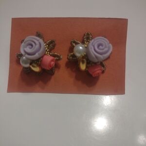 Roses stud earrings